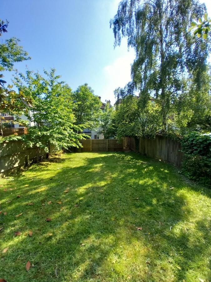 Leisure Studio Flat In Golders Green Londra Exterior foto